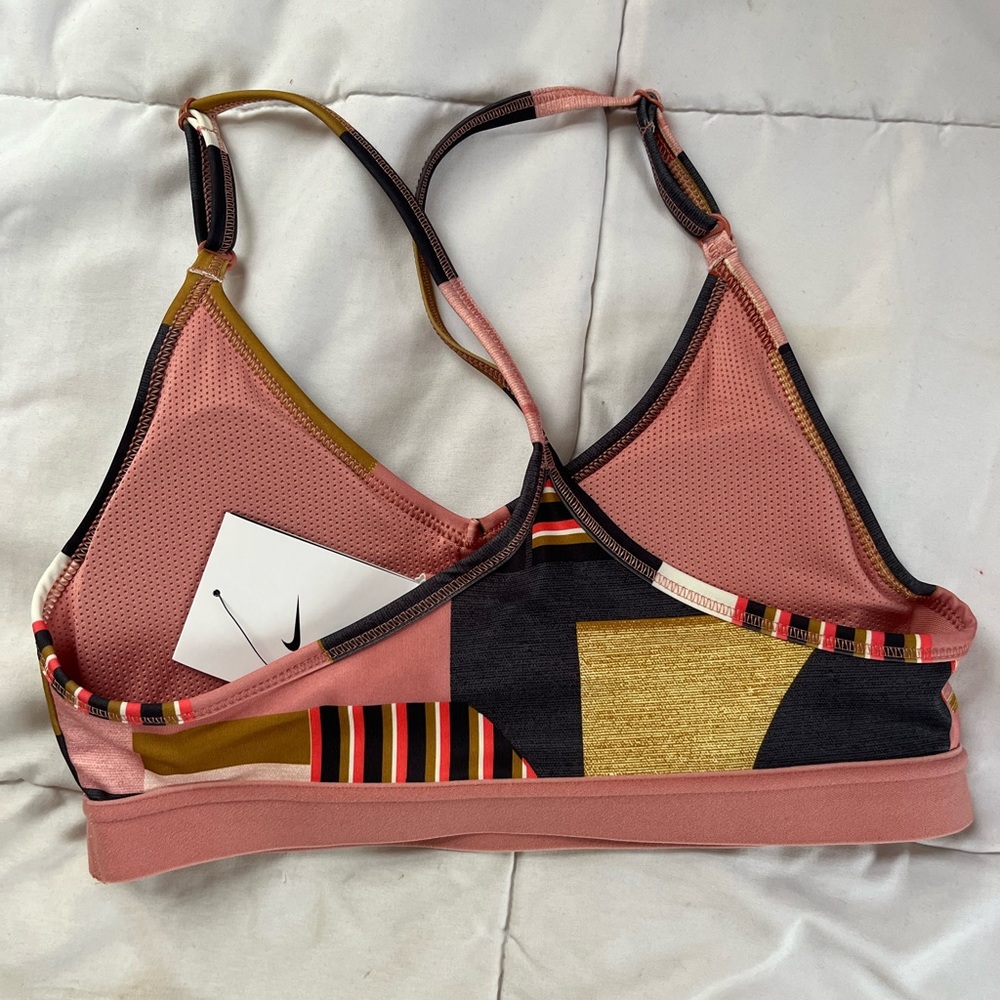 NWT Nike Dri Fit Sports Bra - Picture 2 of 3